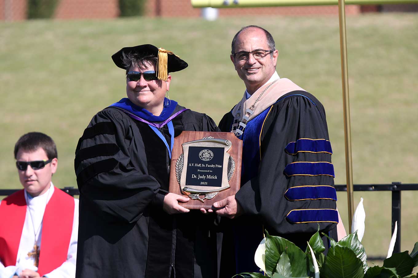 Judy Mirick accepting Huff Award