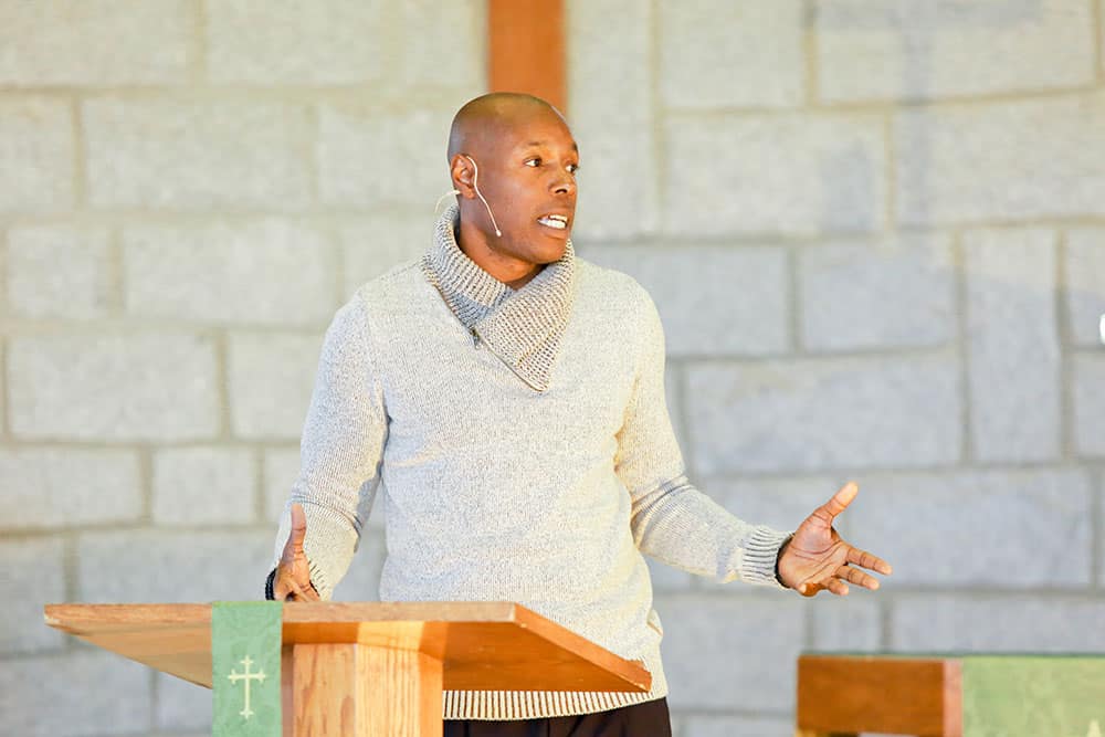Rev. Romal Tune